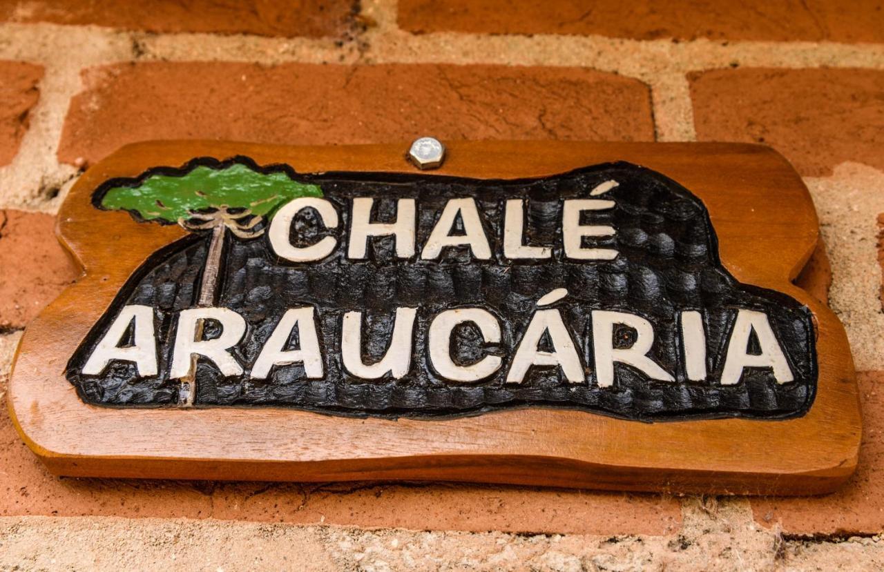 Chales Araucaria E Manaca ساو بينتو دو سابوكاي المظهر الخارجي الصورة